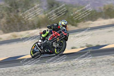 media/Oct-30-2025-Racers Edge (Thu) [[dabbdaf680]]/3-B Group/Session 5 (Turn 6)/